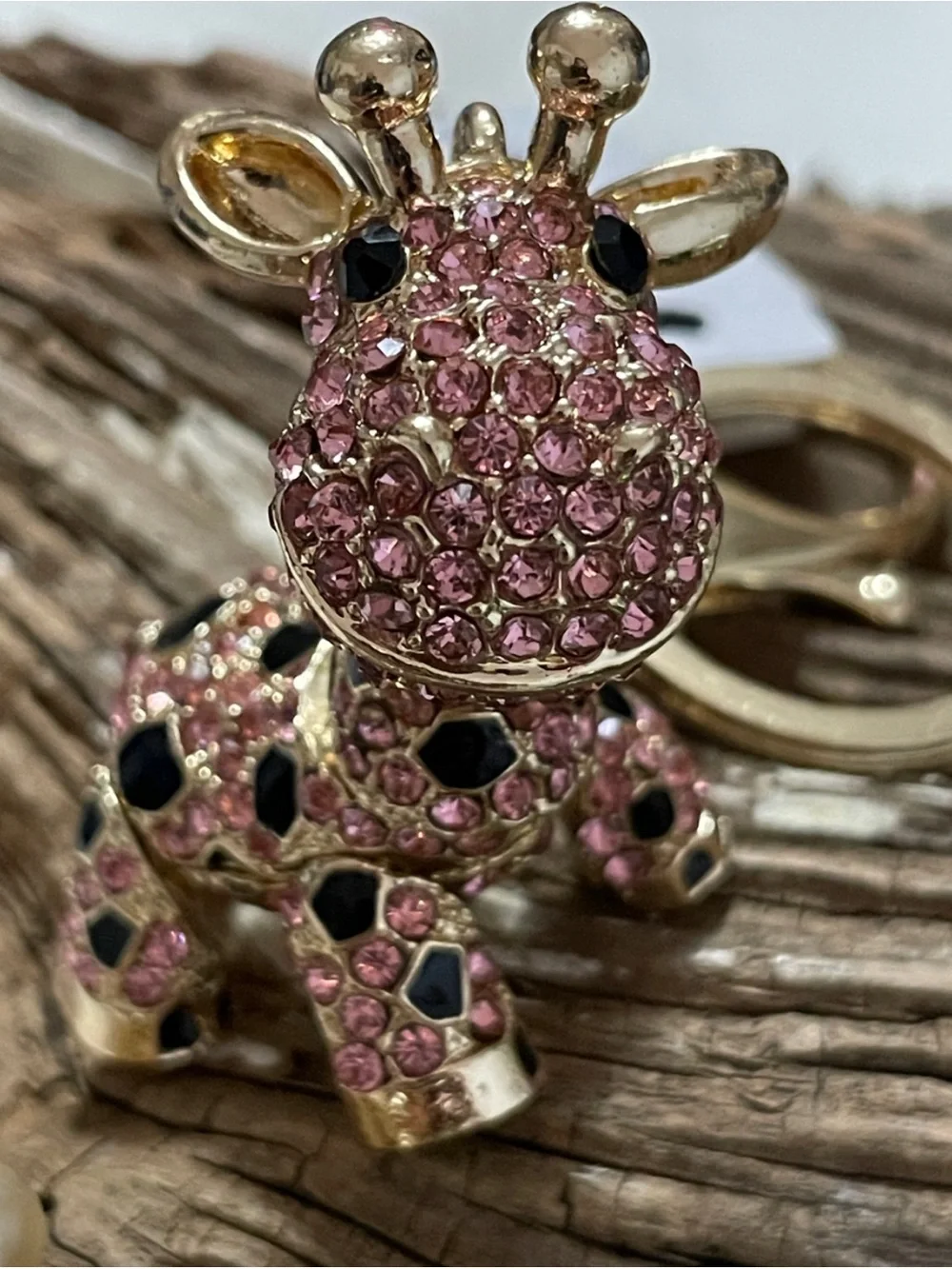 🎀Super Adorable Pink Crystal Giraffe Keychain Gold-Tone🎀